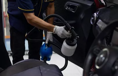 Innenreinigung Fahrzeug